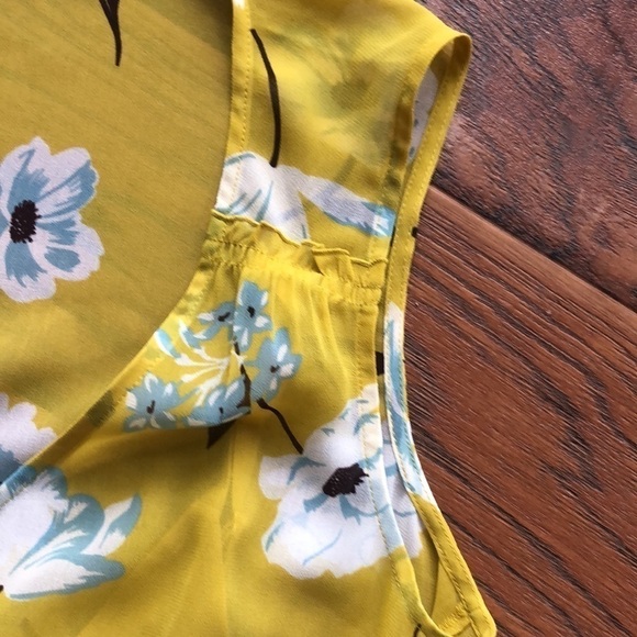 Cabi Top - Size Small - Picture 8 of 15